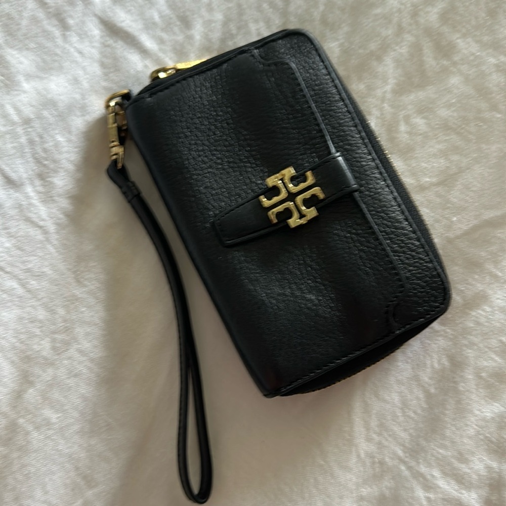 Tory Burch wallet